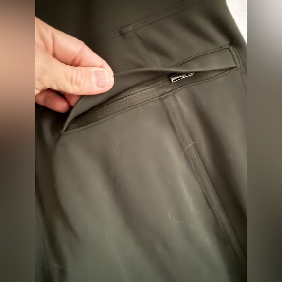 Athleta Delaney Straight Cargo Pant, Aspen Olive, MSRP $129, large/tall - Picture 9 of 13